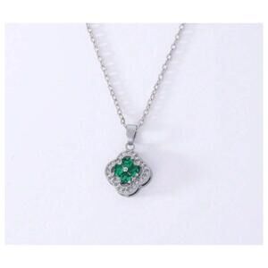 Green emerald colored clover - Necklace - Silver - CZs - 18"